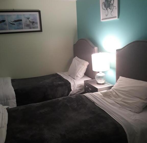 Family Suite, The Seaside Oceanfront Inn