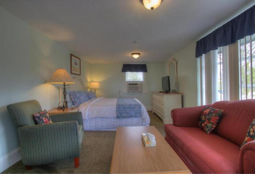 Люкс Повышенной Комфортности, Windrift Motel