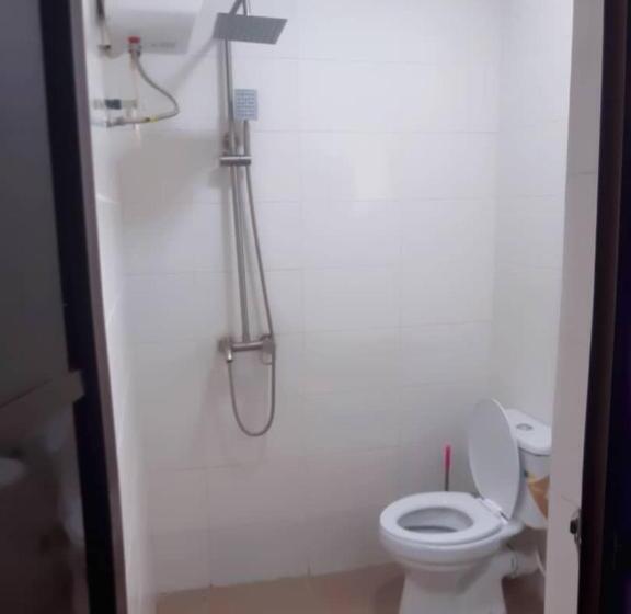 اتاق استاندارد, Block 3 Hotel And Suites