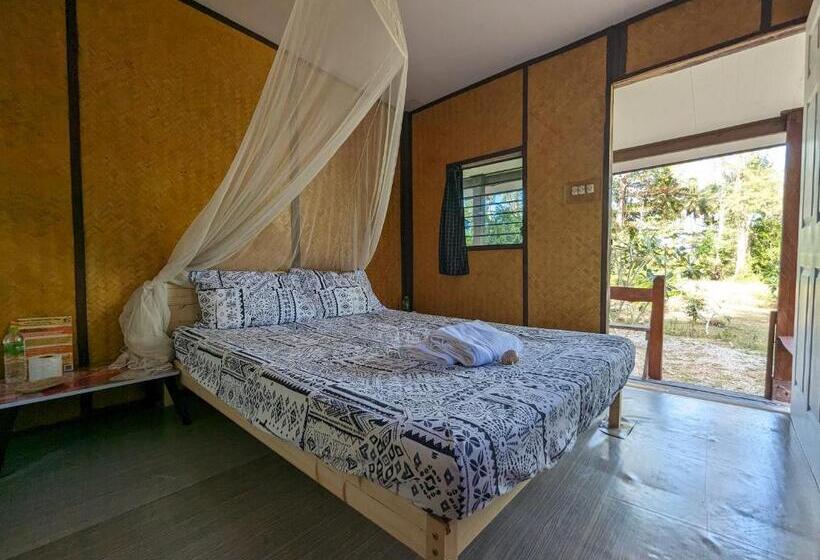 Номер Стандарт Вид на Сад, Neverland Beach Village Bungalows
