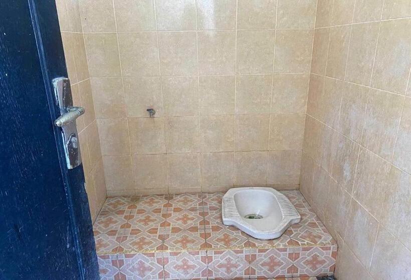 Номер Deluxe, Oyo Life 93156 Rumah Kosan