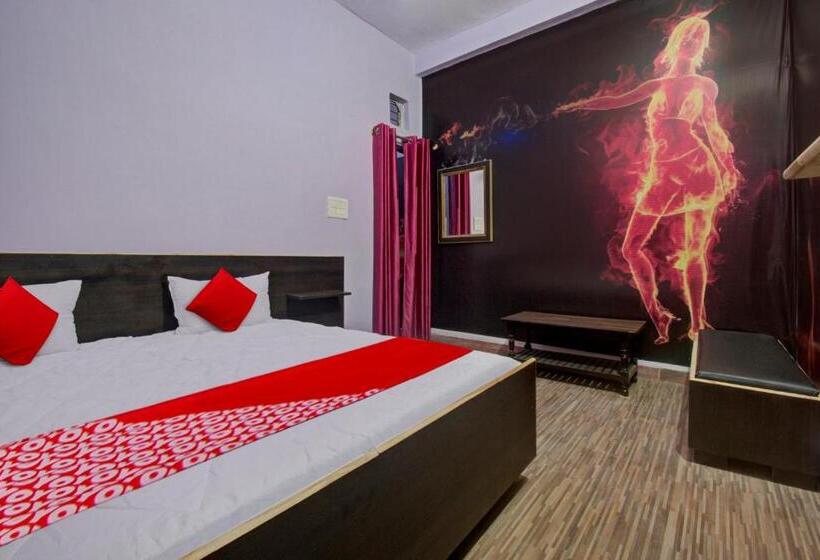 트리플 클래식 룸, Oyo Star Inn Guest House