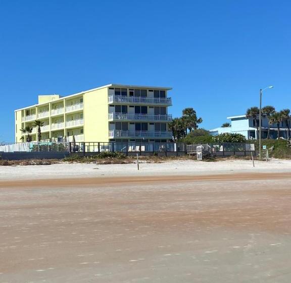 스탠다드 스튜디오 바다 전망, Ob Oceanfront Studio   Closest To The Beach