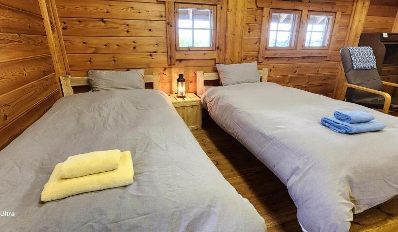 Четырехместный Номер Стандарт с Балконом, まちなかlodge ほしとたきび Lodge In City Hoshi To Takibi