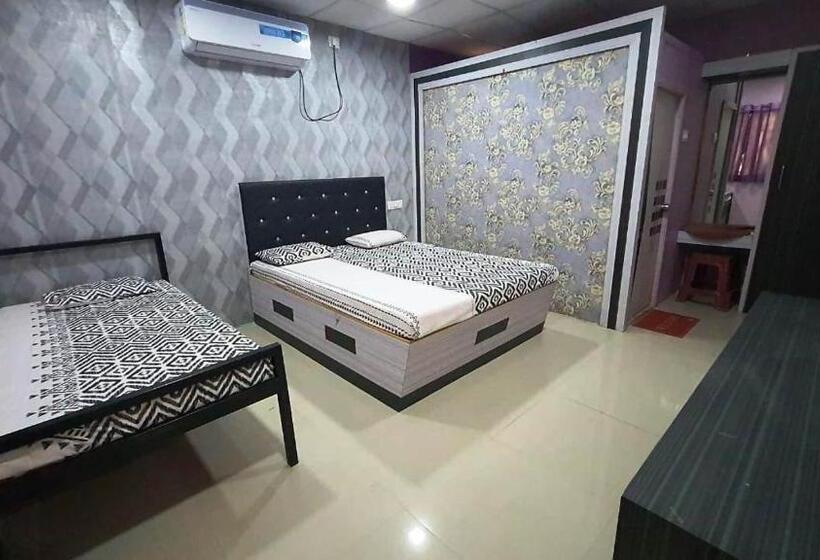 غرفة عائلية, Radhakunj Agrotourism Stays