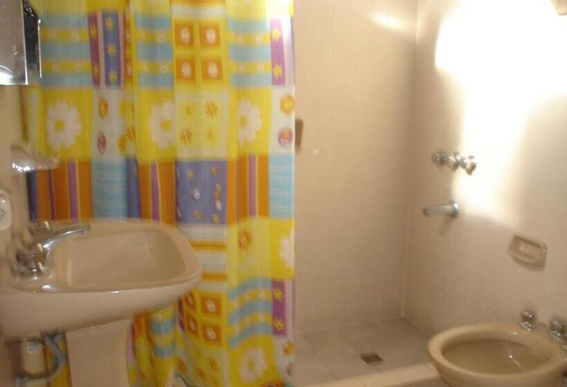 غرفة قياسية, Complejo Turístico Hostal Madryn