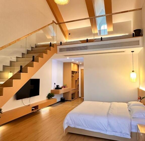 Семейный Номер Deluxe, Slowdown Hostel Wulong