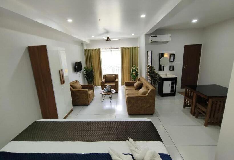 Люкс Повышенной Комфортности, Wayanad Palace