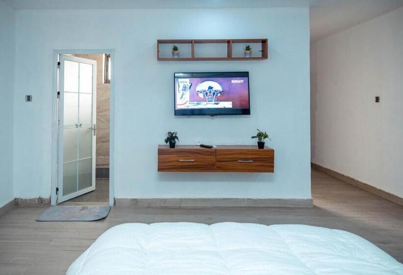 اتاق لوکس با بالکن, 7brothers Guesthouse