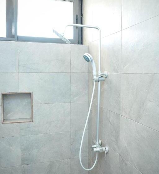 اتاق لوکس با بالکن, 7brothers Guesthouse