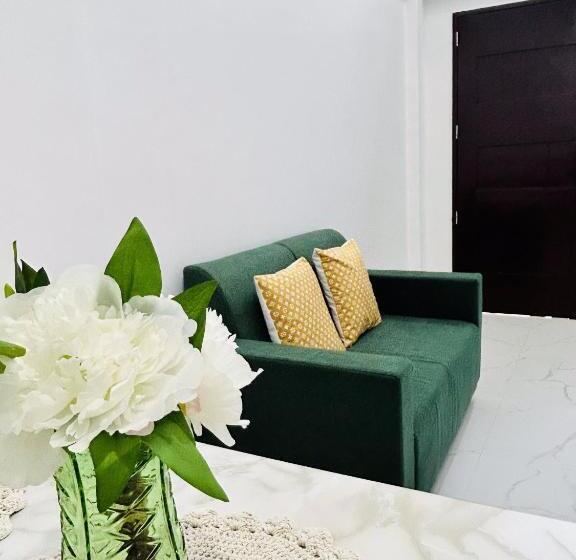 آپارتمان 1 خوابه با چشم‌انداز استخر, Concetta Tourist Inn