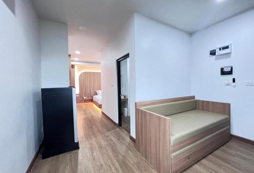 Номер Deluxe Кровать Кинг, โรงแรม ชม เชียงราย