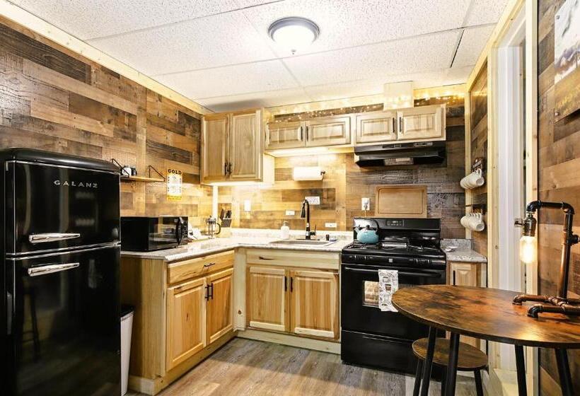 Студио Стандарт с Видом, Leadville Motor Lodge