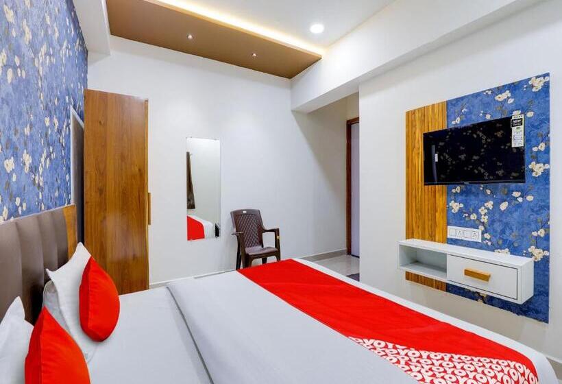 Трехместный Номер Классика, Oyo Flagship Hotel Vasundhara