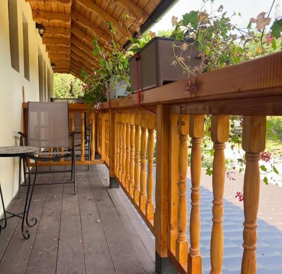 Номер Стандарт Вид на Сад, Casa Armonia