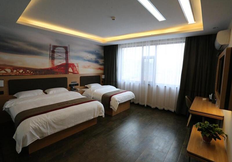 Семейный Номер, Thank Inn Plus Anyang Hua County Renmin Road
