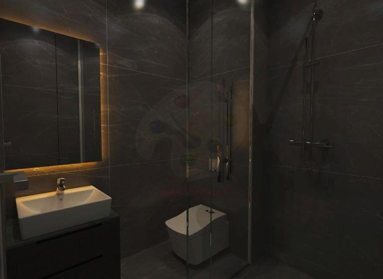 Трехместный Номер Deluxe, The Queen Airport Hotel Round Trip Airport Service