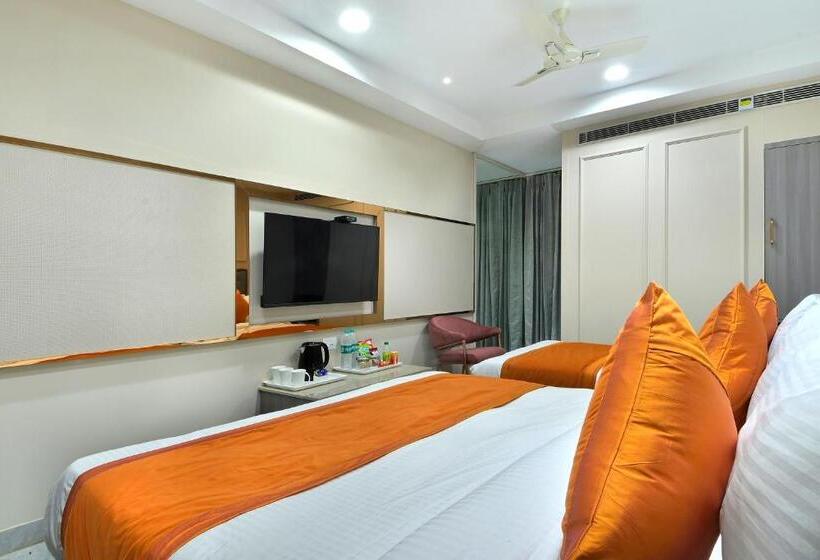 豪华房间, Newly Built Hotel Sapphire House Paharganj  5mins Walk From Railway Station And Metro Station