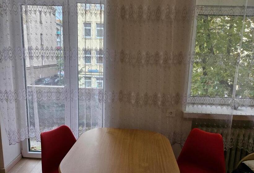 اتاق استاندارد با بالکن, Kauno Apartamentai Su Balkonu