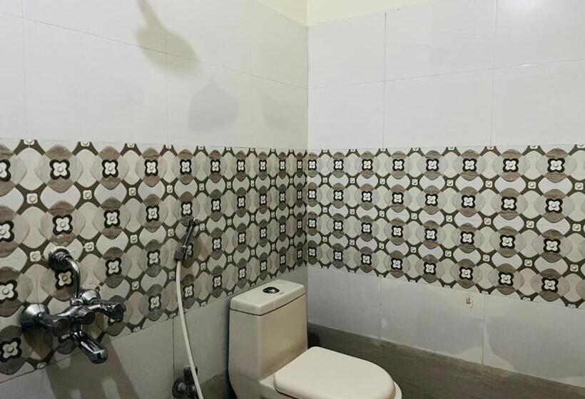اتاق استاندارد با تخت بزرگ, Plaza Airport Zone