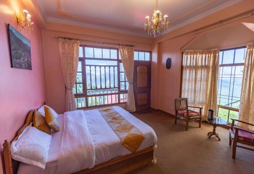 Номер Стандарт с Балконом, Cedar Cottage