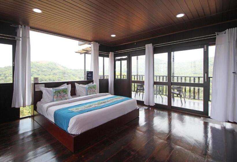 标准三人间, Capital O Coorg Treehouse