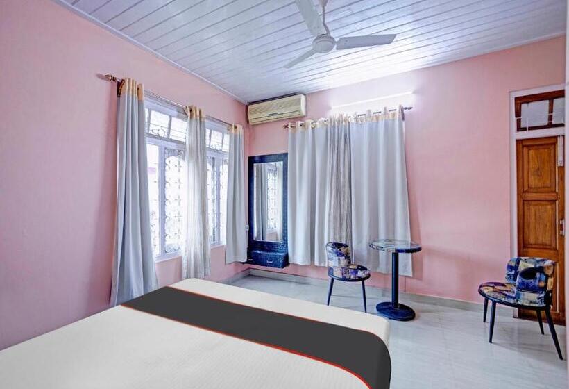 Трехместный Номер Классика, Collection O D Trinayan Suites