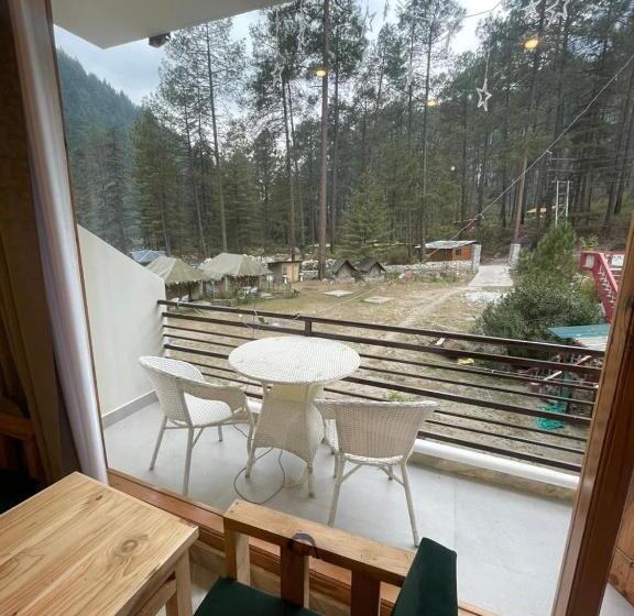 디럭스 룸, Green Park Kasol