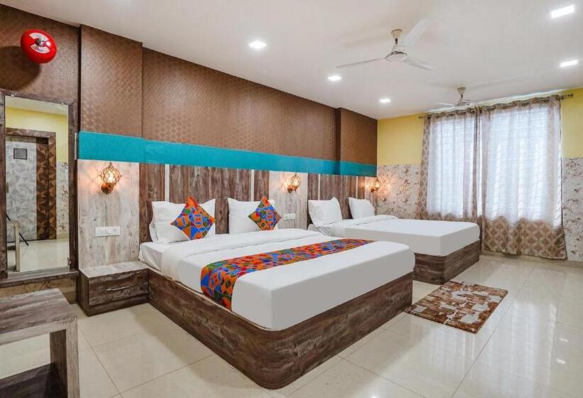 Люкс, Fabhotel Rs Residency