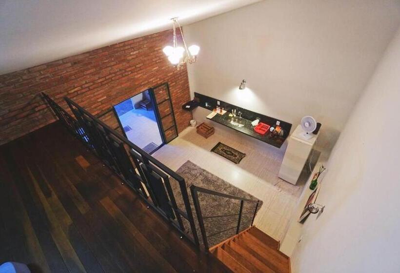 스탠다드 발코니 스튜디오, Suítes Brotas City
