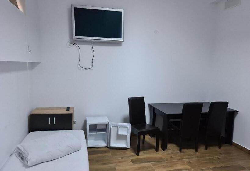اتاق استاندارد سه نفره, Safta Hotels