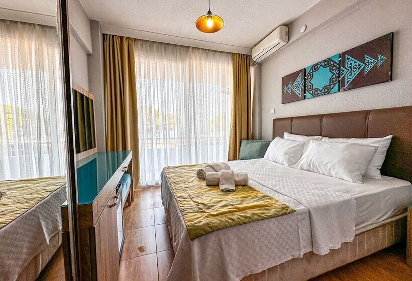 Номер Deluxe Вид на Море, Grand Avşa Otel