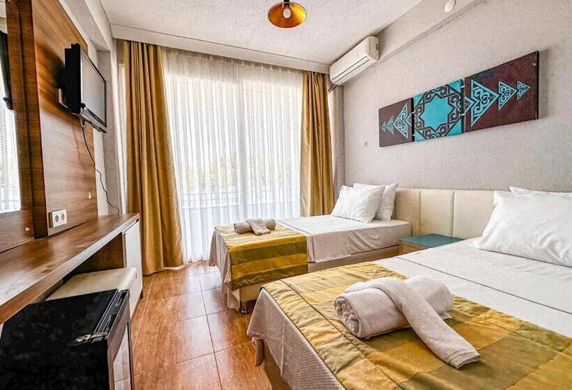 Номер Deluxe Вид на Море, Grand Avşa Otel