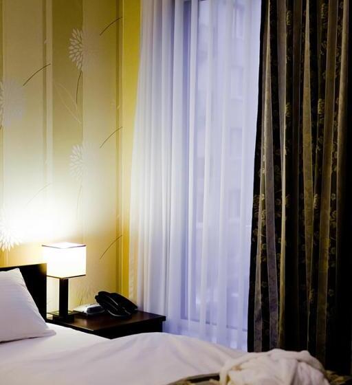 Апартаменты 2 Спальни, Aviator Hotel Restauracja & Spa