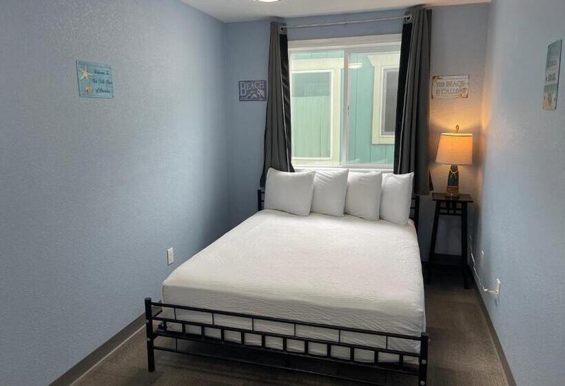 Люкс 3 Спальни, Coastal Inn And Suites