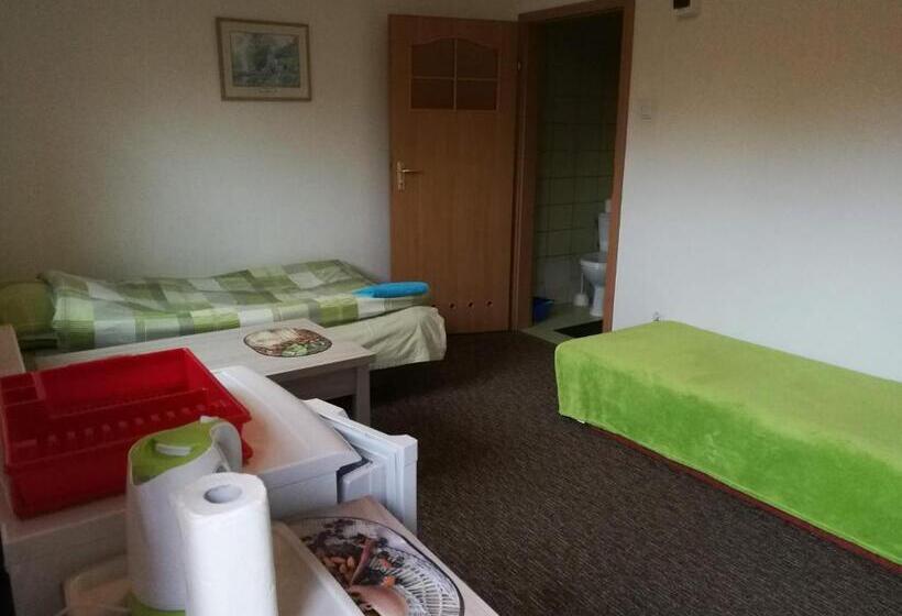 Номер Стандарт Трехместный, Dom Wczasowy Pięciu Pomostów I Domki Letniskowe