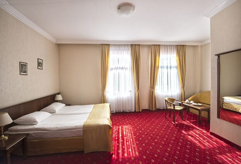 Quarto Estandar, Jakub Sobieski