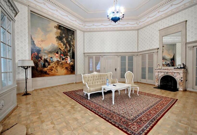 Апартаменты 1 Спальня, Moszna Zamek