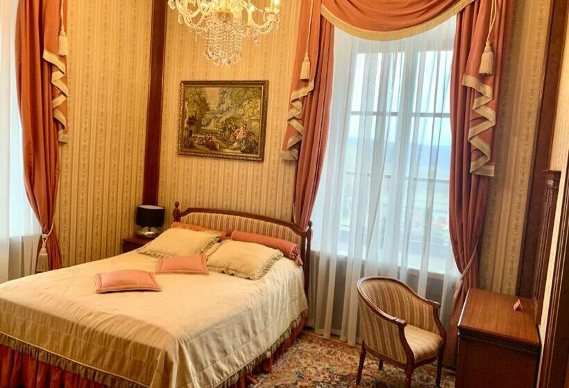 Апартаменты Deluxe 1 Спальня, Zamek Dubiecko