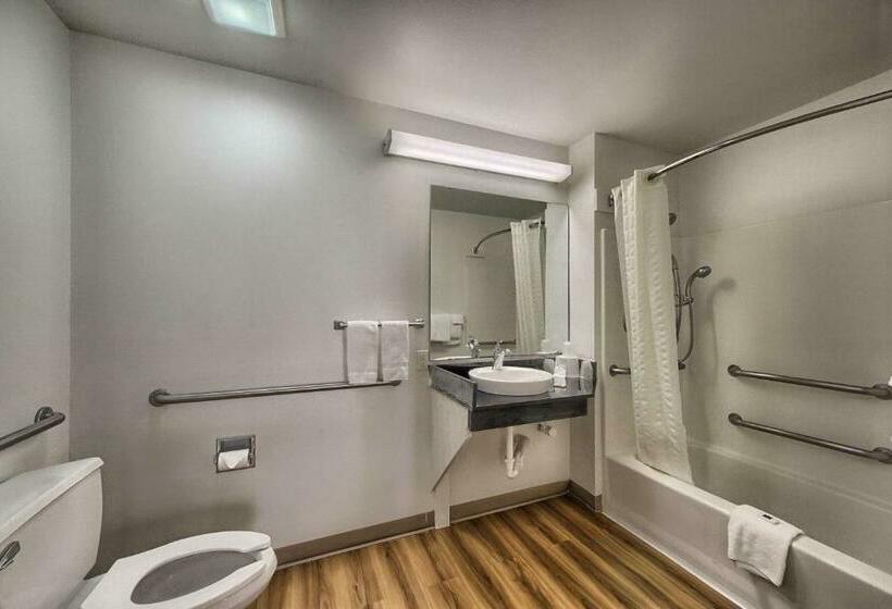 Четырехместный Номер Стандарт, Motel 6kerrville, Tx