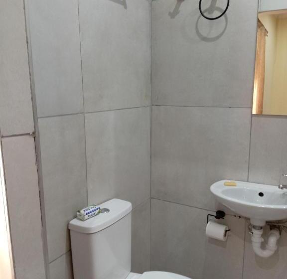 Quarto Deluxe, Beyond New House
