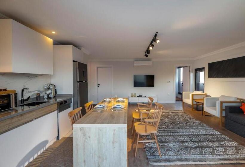 Апартаменты 1 Спальня с Балконом, Luna Residence