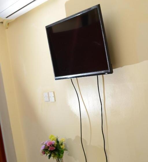 اتاق اکونومی یک تخته, Quinten Hotel Kisumu