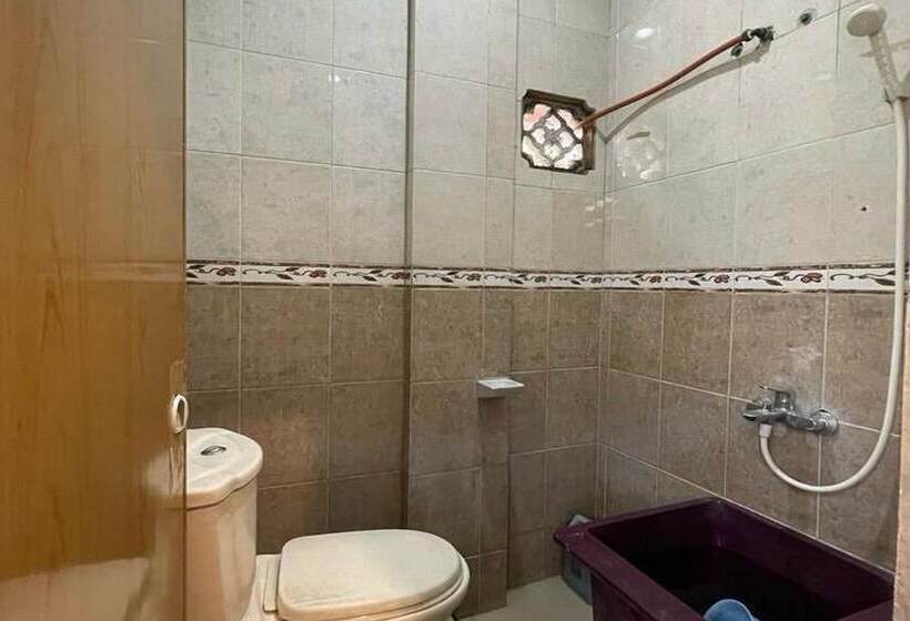 Номер Deluxe, Oyo 93502 Homestay Pakmuklis Syariah 2