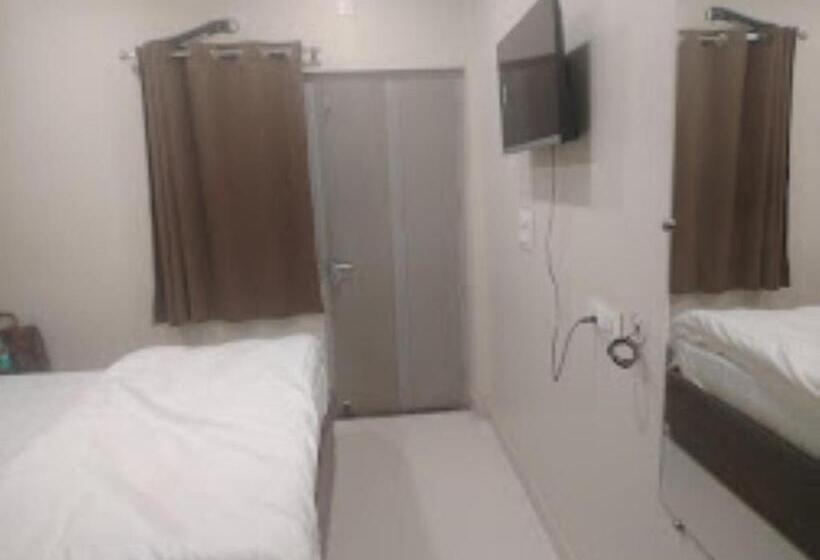 Номер Deluxe, Heaven Hotel,bareilly