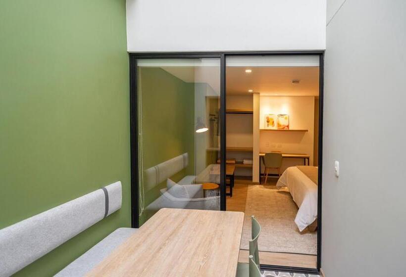 스위트 킹사이즈 침대, Siete Balcones Hotel Coworking