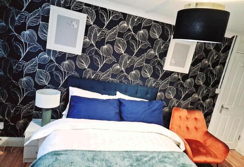 Номер Стандарт, Flat 16 Homedale House