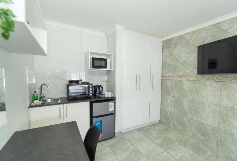 Номер Стандарт, 16 On 7th Guesthouse Summerstrand