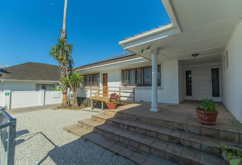 Номер Стандарт, 16 On 7th Guesthouse Summerstrand