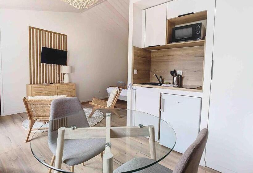 Номер Стандарт, La Tranquillité